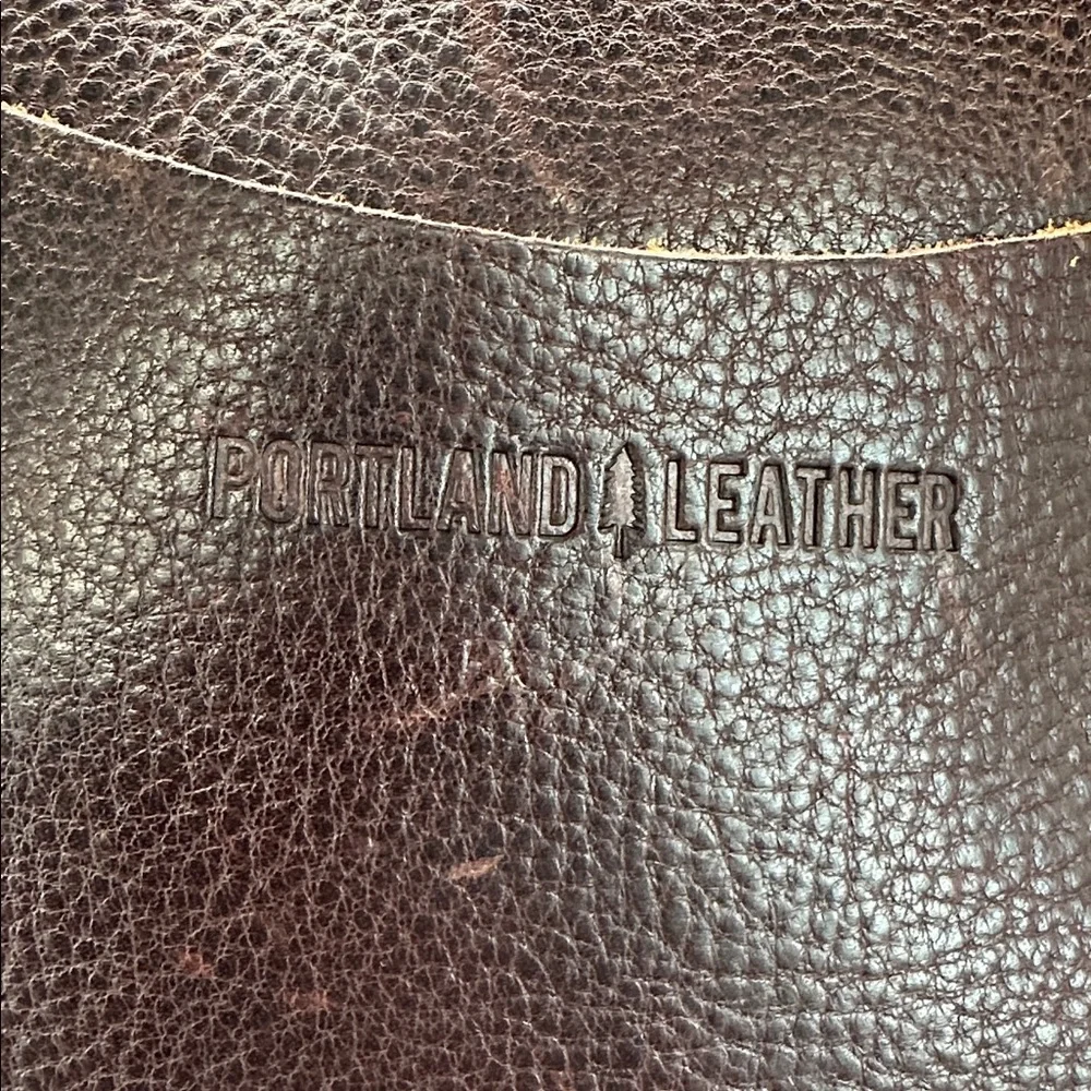 Portland Leather Dark Brown cold brew Textured Leather circular bag🌲